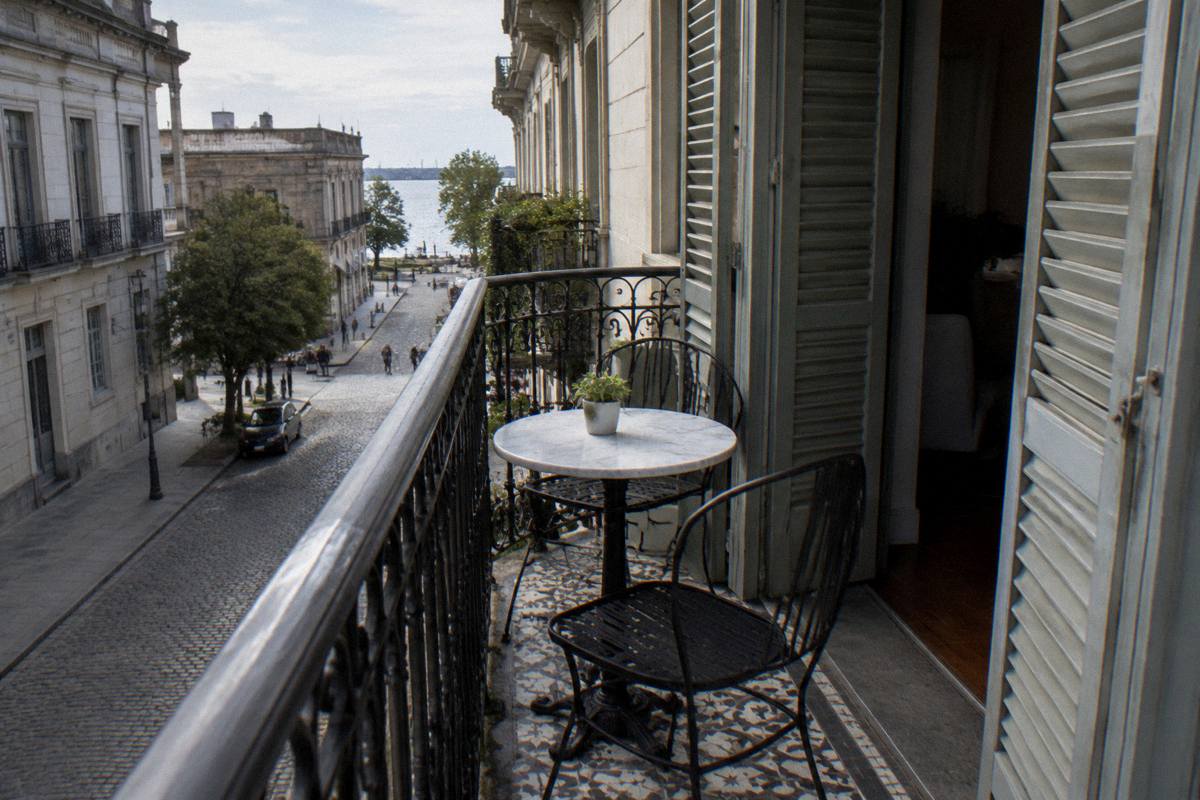 A balcony on a restored building in Ciudad Vieja