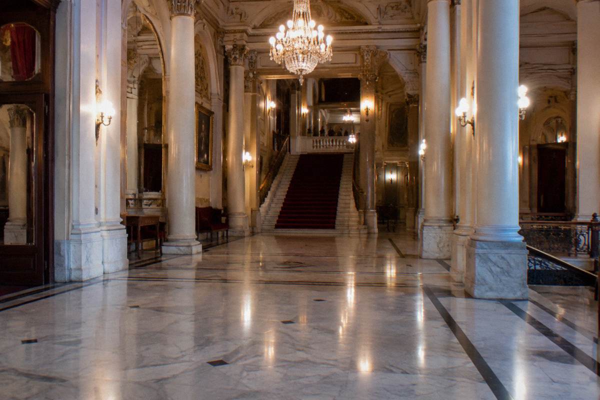The foyer of a nineteenth-century Montevideo theatre